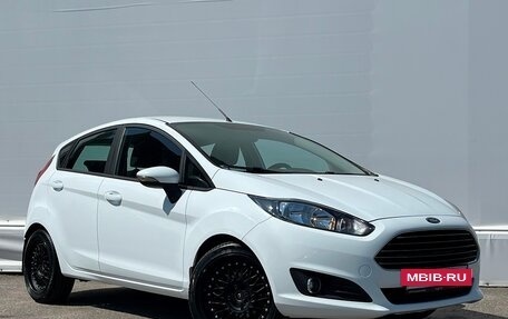 Ford Fiesta, 2015 год, 872 900 рублей, 3 фотография