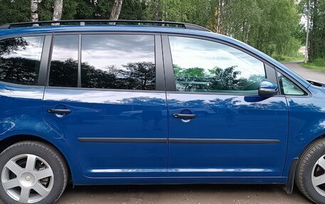 Volkswagen Touran III, 2011 год, 1 100 000 рублей, 8 фотография