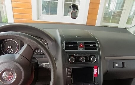 Volkswagen Touran III, 2011 год, 1 100 000 рублей, 11 фотография
