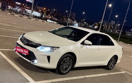 Toyota Camry, 2017 год, 2 150 000 рублей, 3 фотография