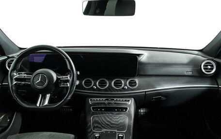 Mercedes-Benz E-Класс, 2020 год, 4 197 900 рублей, 13 фотография