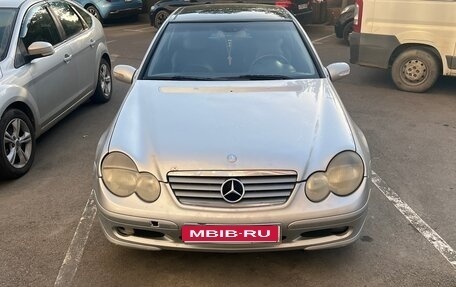 Mercedes-Benz C-Класс, 2002 год, 530 000 рублей, 1 фотография