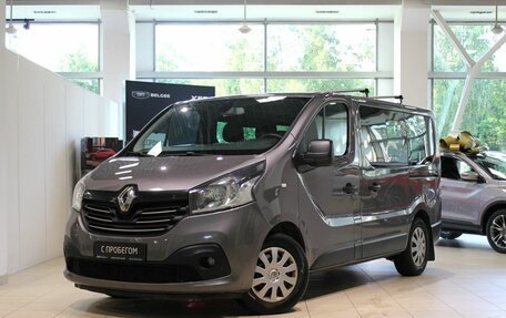 Renault Trafic, 2015 год, 1 620 000 рублей, 1 фотография
