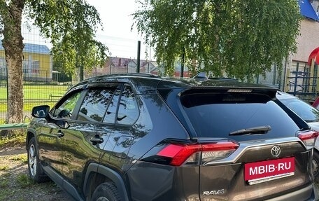 Toyota RAV4, 2020 год, 3 200 000 рублей, 4 фотография