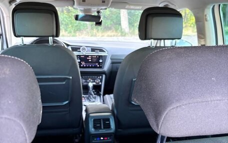 Volkswagen Tiguan II, 2019 год, 2 275 000 рублей, 10 фотография