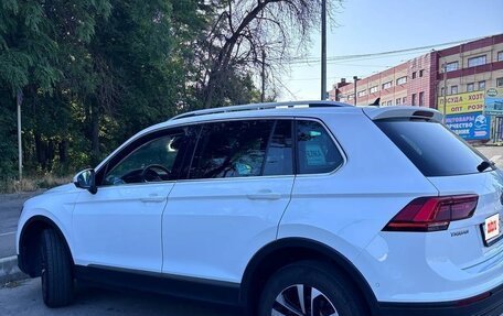 Volkswagen Tiguan II, 2019 год, 2 275 000 рублей, 9 фотография