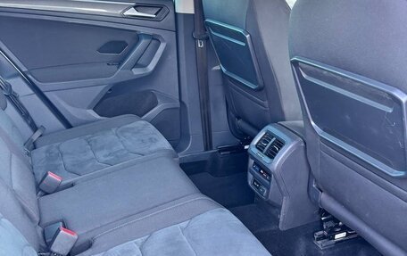 Volkswagen Tiguan II, 2019 год, 2 275 000 рублей, 16 фотография
