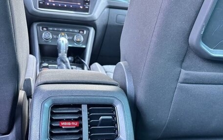 Volkswagen Tiguan II, 2019 год, 2 275 000 рублей, 15 фотография