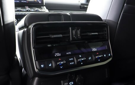 Toyota Land Cruiser, 2024 год, 12 500 000 рублей, 19 фотография