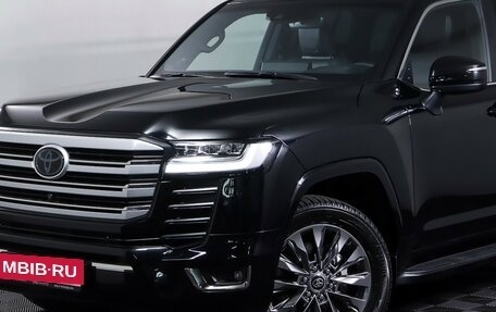 Toyota Land Cruiser, 2024 год, 12 500 000 рублей, 30 фотография