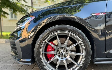 Volkswagen Golf GTI VII, 2019 год, 3 200 000 рублей, 5 фотография