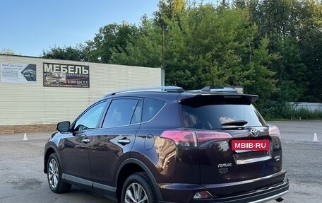 Toyota RAV4, 2016 год, 2 550 000 рублей, 4 фотография
