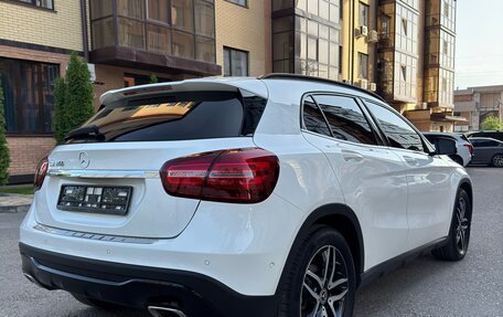 Mercedes-Benz GLA, 2019 год, 2 400 000 рублей, 5 фотография
