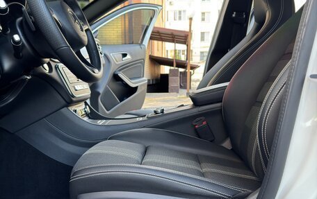 Mercedes-Benz GLA, 2019 год, 2 400 000 рублей, 15 фотография