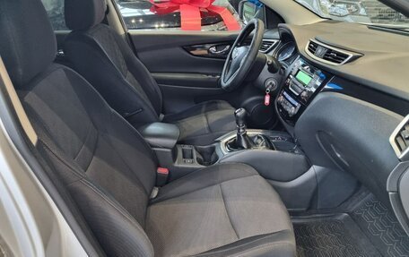 Nissan Qashqai, 2016 год, 1 350 000 рублей, 26 фотография