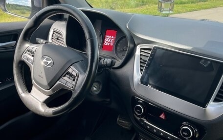 Hyundai Solaris II рестайлинг, 2018 год, 1 220 000 рублей, 11 фотография
