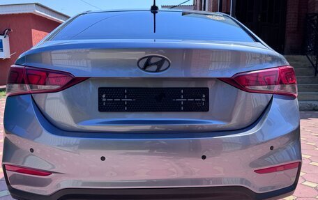 Hyundai Solaris II рестайлинг, 2017 год, 1 100 000 рублей, 4 фотография