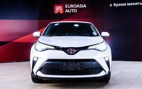 Toyota C-HR I рестайлинг, 2021 год, 3 100 000 рублей, 1 фотография