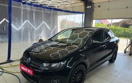 Volkswagen Polo VI (EU Market), 2012 год, 890 000 рублей, 1 фотография