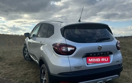 Renault Kaptur I рестайлинг, 2020 год, 1 550 000 рублей, 6 фотография