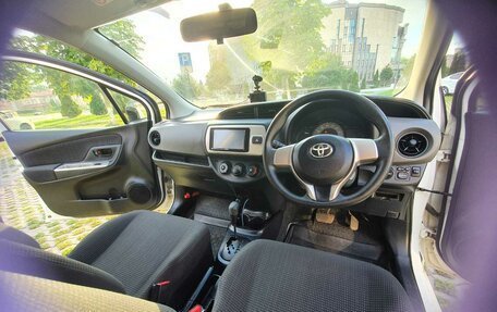 Toyota Vitz, 2016 год, 950 000 рублей, 12 фотография