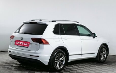Volkswagen Tiguan II, 2018 год, 2 570 000 рублей, 5 фотография