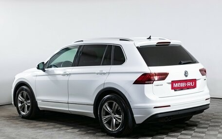 Volkswagen Tiguan II, 2018 год, 2 570 000 рублей, 7 фотография