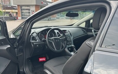Opel Astra J, 2013 год, 699 000 рублей, 1 фотография