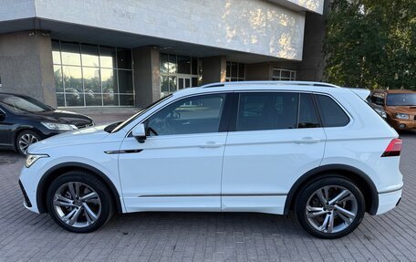 Volkswagen Tiguan II, 2021 год, 4 900 000 рублей, 15 фотография