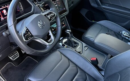 Volkswagen Tiguan II, 2021 год, 4 900 000 рублей, 16 фотография