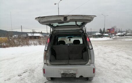 Nissan Cube II, 2001 год, 135 000 рублей, 10 фотография