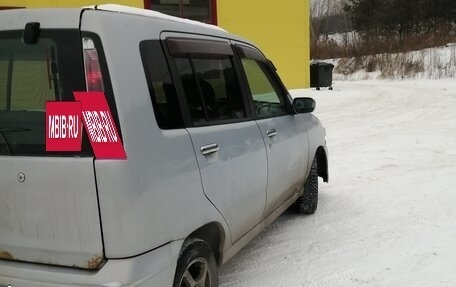 Nissan Cube II, 2001 год, 135 000 рублей, 12 фотография