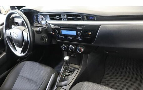 Toyota Corolla, 2015 год, 1 400 000 рублей, 5 фотография