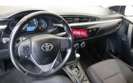Toyota Corolla, 2015 год, 1 400 000 рублей, 6 фотография