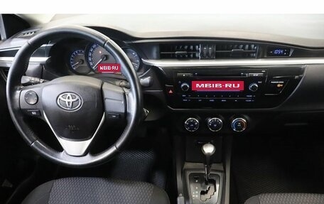 Toyota Corolla, 2015 год, 1 400 000 рублей, 8 фотография