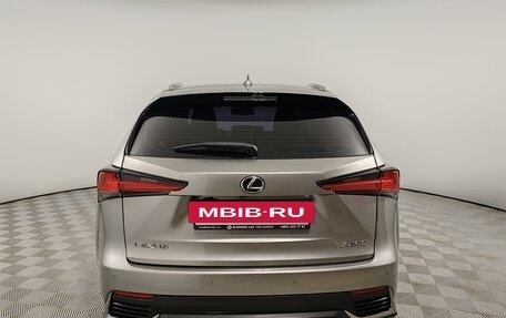 Lexus NX I, 2018 год, 2 055 000 рублей, 6 фотография