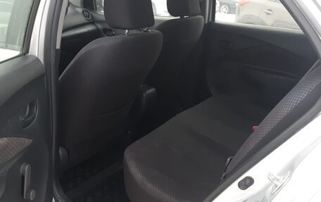 Toyota Yaris III рестайлинг, 2008 год, 550 000 рублей, 2 фотография