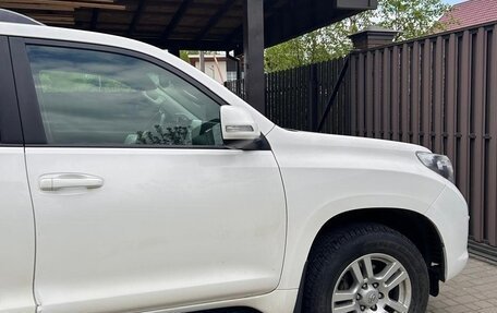 Toyota Land Cruiser Prado 150 рестайлинг 2, 2012 год, 2 600 000 рублей, 5 фотография