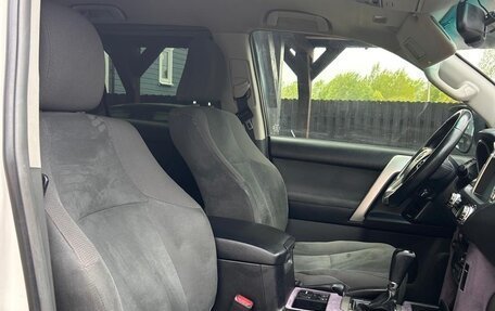 Toyota Land Cruiser Prado 150 рестайлинг 2, 2012 год, 2 600 000 рублей, 8 фотография