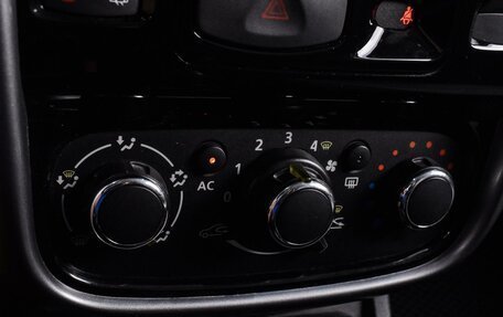 Renault Duster I рестайлинг, 2013 год, 1 089 000 рублей, 17 фотография
