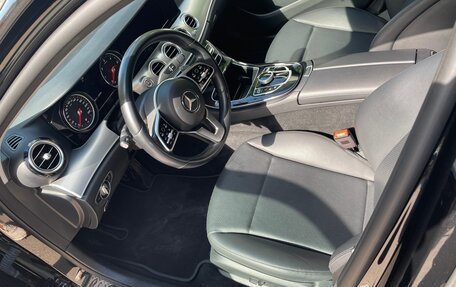 Mercedes-Benz E-Класс, 2019 год, 2 990 000 рублей, 12 фотография