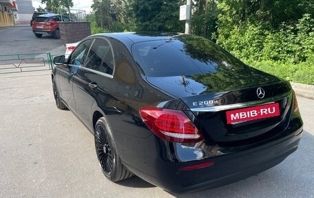 Mercedes-Benz E-Класс, 2019 год, 2 990 000 рублей, 5 фотография