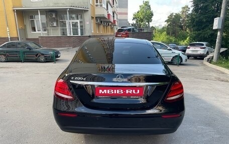 Mercedes-Benz E-Класс, 2019 год, 2 990 000 рублей, 6 фотография
