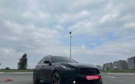Infiniti FX II, 2013 год, 2 580 000 рублей, 14 фотография