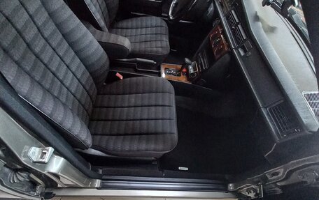 Mercedes-Benz 190 (W201), 1988 год, 1 500 000 рублей, 8 фотография