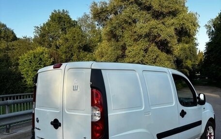 Fiat Doblo II рестайлинг, 2014 год, 700 000 рублей, 2 фотография