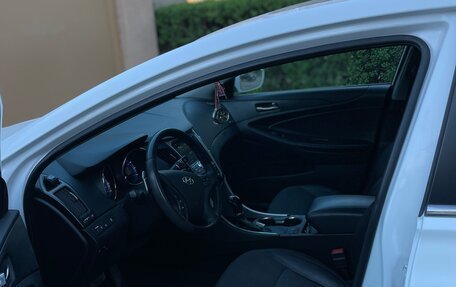 Hyundai Sonata VI, 2013 год, 1 450 000 рублей, 7 фотография