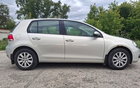 Volkswagen Golf VI, 2010 год, 600 000 рублей, 4 фотография