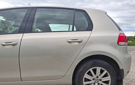 Volkswagen Golf VI, 2010 год, 600 000 рублей, 12 фотография