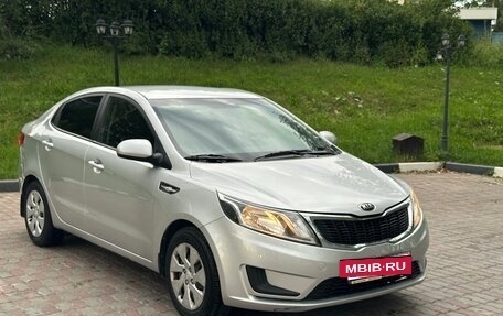 KIA Rio III рестайлинг, 2013 год, 1 279 000 рублей, 2 фотография